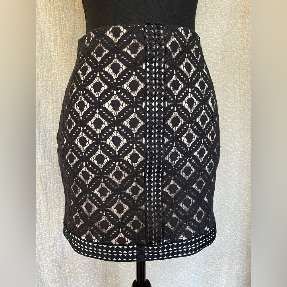 Express Black and Cream Lace Pencil Skirt